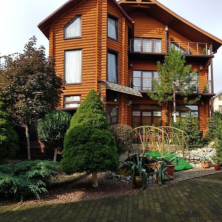Luxury Villa With Pool And Sauna Черновцы Экстерьер фото