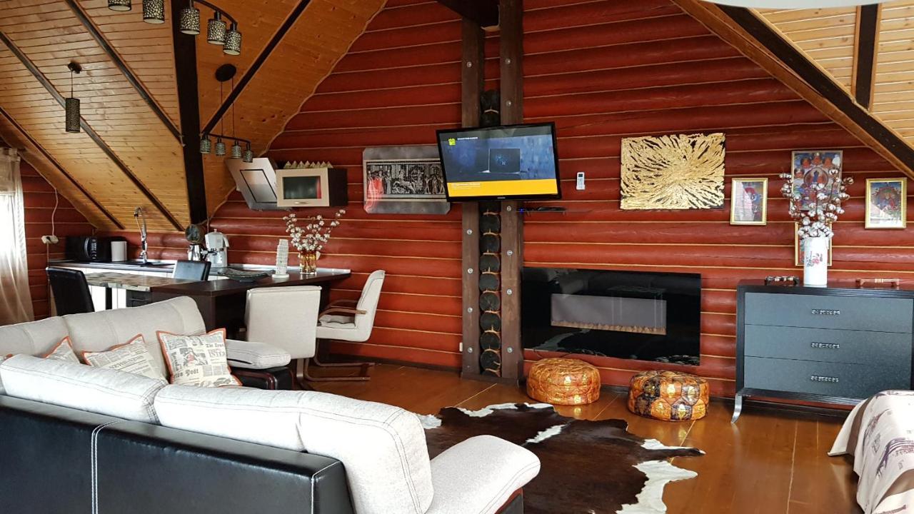 Luxury Villa With Pool And Sauna Черновцы Экстерьер фото
