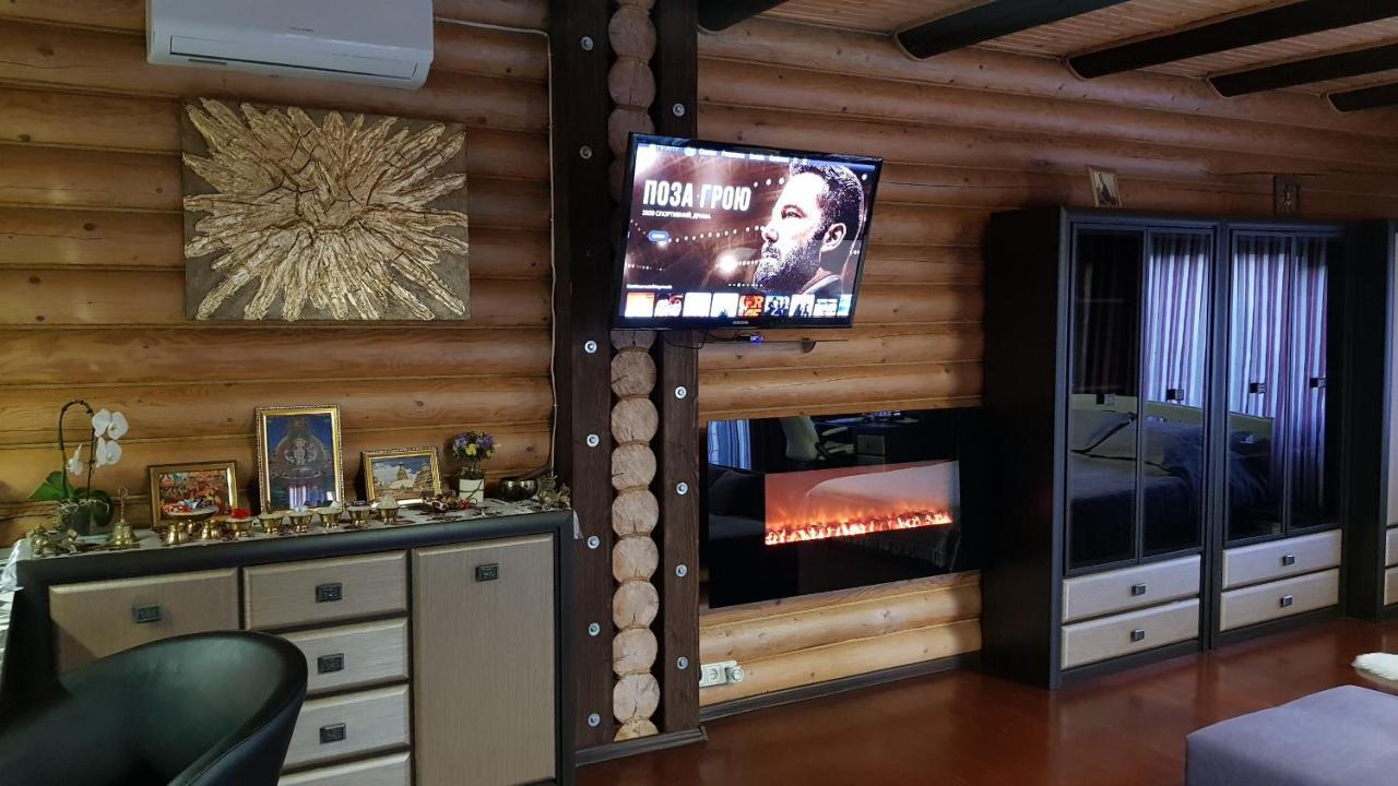Luxury Villa With Pool And Sauna Черновцы Экстерьер фото