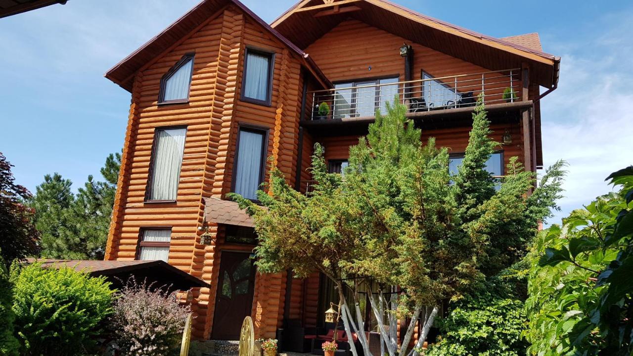 Luxury Villa With Pool And Sauna Черновцы Экстерьер фото