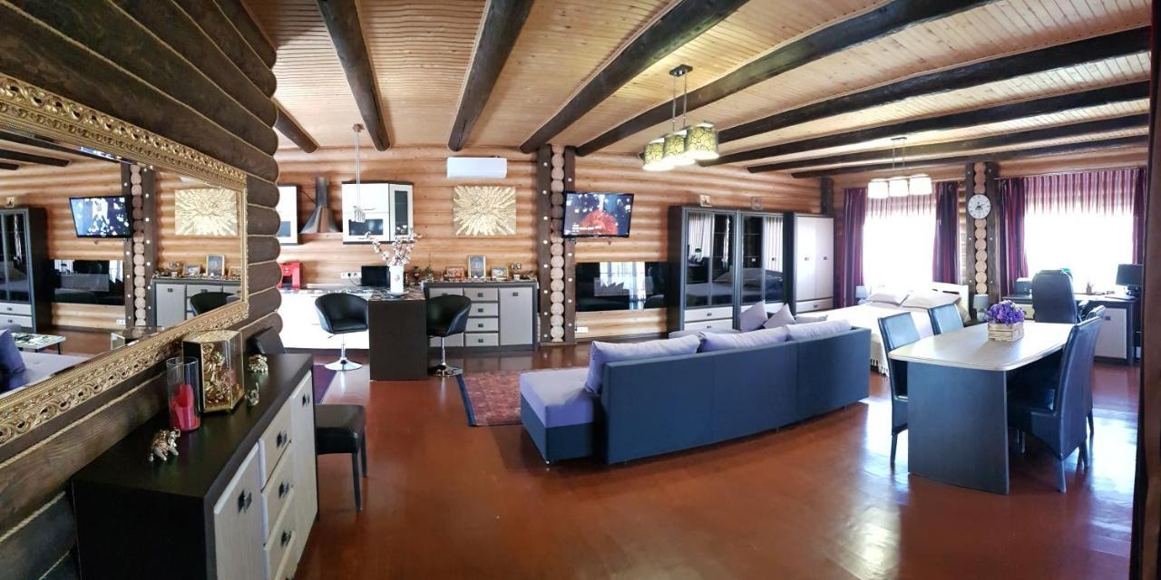 Luxury Villa With Pool And Sauna Черновцы Экстерьер фото