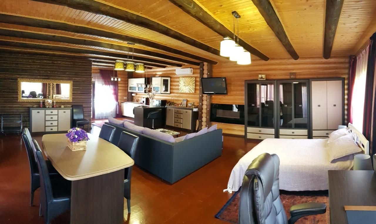 Luxury Villa With Pool And Sauna Черновцы Экстерьер фото